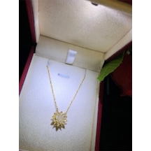 Vog Lotus Çiçeği Kristal Taş Renkli 925 Ayar Gümüş Sevgiliye Eşe Anneye Arkadaşa Hediye Kolye