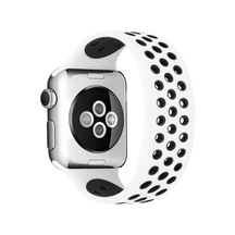 Watch 38mm Ayarlı Delikli Silikon Kordon - Beyaz-siyah Ahşap