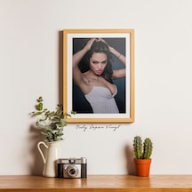 Angelina Jolie 20x30 Cm Boyutunda El İmzalı Fotoğraf Ömür Boyu C