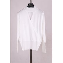 Kruvaze Boyun Detaylı Beyaz Merserize Triko Bluz-Standart-Beyaz