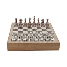 Gifthome Metal Klasik Satranç Takımı Antik Ve Rustik Desenli Mdf Sandıklı Satranç Tahtası 36x36x6 Cm.