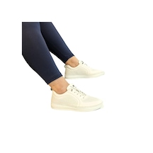 Voyager Z094 Beyaz Hakiki Deri Lazer İşlemeli Bayan Ayakkabı Beyaz