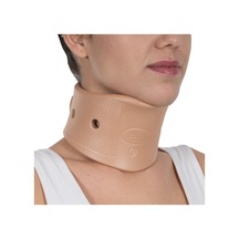 Nelson Boyunluk Anatomik Ve Konforlu Boyun Desteği