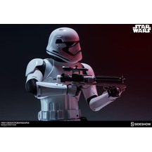 Sideshow Collectibles First Order Stormtrooper Premium Format Fig