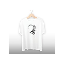 Geyik Çizimi Detaylı Unisex Tişört Beyaz