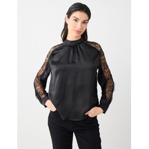 Jimmy Key Siyah Dik Yaka Kollu Dantel Detaylı Saten Dokuma Bluz 5ww032219900