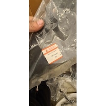 Mitsubishi Carisma Ön Çamurluk Davlumbazı Sol 1995-1999 Oem No: Mr179487