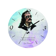 Cem Karaca Hayatta Hiçbir Şeyim Az Olmadı Çap 30cm Sessiz Akar Bombeli Gerçek Cam Duvar Saati Çok Renkli
