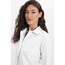 Tudors Kadın Slim Fit Dar Kesim %100 Pamuk Spor Yaka Gizli Pat Uzun Kollu Düz Oxford Leke Tutmaz Beyaz Gömlek-46436