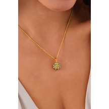 14 Ayar Altın Firuze Piramit Kolye Sarı 14 Ayar Altın Firuze Piramit Kolye Sarı