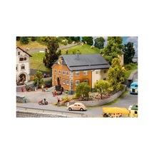 Faller 130661, 1/87 Geleneksel Engadine Evi Plastik Maketi