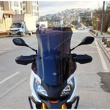 Motocam Peugeot Xp 400 Ön Cam 2023-2026 Model 61cm Siyah Renkli 4mm Orta Boylu