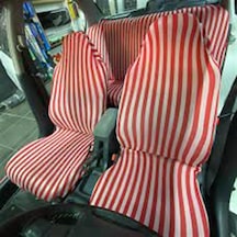 Skoda Kodiaq Kırmızı Çizgili Zebra Desen Servis Kılıfı