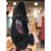 Siyah