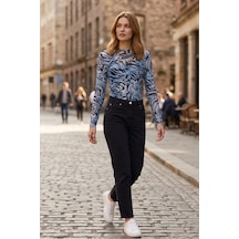 Kadın Mavi Leopar Desenli Transparan Bluz Tül Uzun Kollu Slim Fit Body