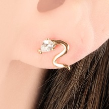 Lekka Design Kuyruklu Üçgen Kararmaz Lüks Kadın Küpe