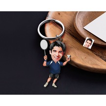 Bk Gift Kişiye Özel Erkek Badminton Karikatürlü Ahşap Anahtarlık-1 Sevgiliye Hediye, Arkadaşa Hediye, Doğum Günü Hediyesi