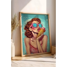Dondurma Yiyen Kadın Çerçeveli Tablo - Pop Art Poster Tablo