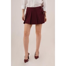 Önü Piliseli Yandan Bağlama Detaylı Bordo Mini Şort Etek