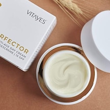 Vitayes Perfector Anti-age, Day Cream,15 Spf, Face Cream With 24-hour Moisture For The Skin, Repair And Protect Skin, Smoother Skin & Reduction Of Wrinkles, Intensive Care For The Face