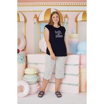 Kadın Büyük Beden Kısa Kol Kapri Lacivert Pijama Takım C2t4n7o51 001 Kadın Büyük Beden Kısa Kol Kapri Lacivert Pijama Takım C2t4n7o51 001