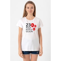 23 Nisan Balon Beyaz Kadın Bisikletyaka Tshirt 001