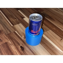 Tesla Model 3 Red Bull Kutuları İçin Bardaklık