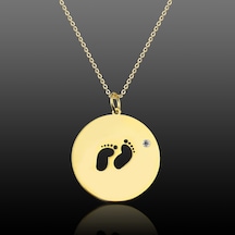 Kuyumcudukkani Madalyon İçinde Bebeğimin Ayakları Sevgi Aile Kolyesi-35083-g Gold