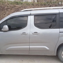 Peugeot Rifter Kromlu Cam Rüzgarlığı 2019-sonrasi A+ Yeni Dizayn