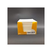 8x8x6 Cm Boyutunda Göz Yormayan Kağıtla Üretilmiş Küp Bloknot