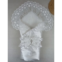 Yenidoğan Pırıltı Taç Nakışlı Trilüks Kundak Bebek Battaniyesi Ekru Çok Renkli