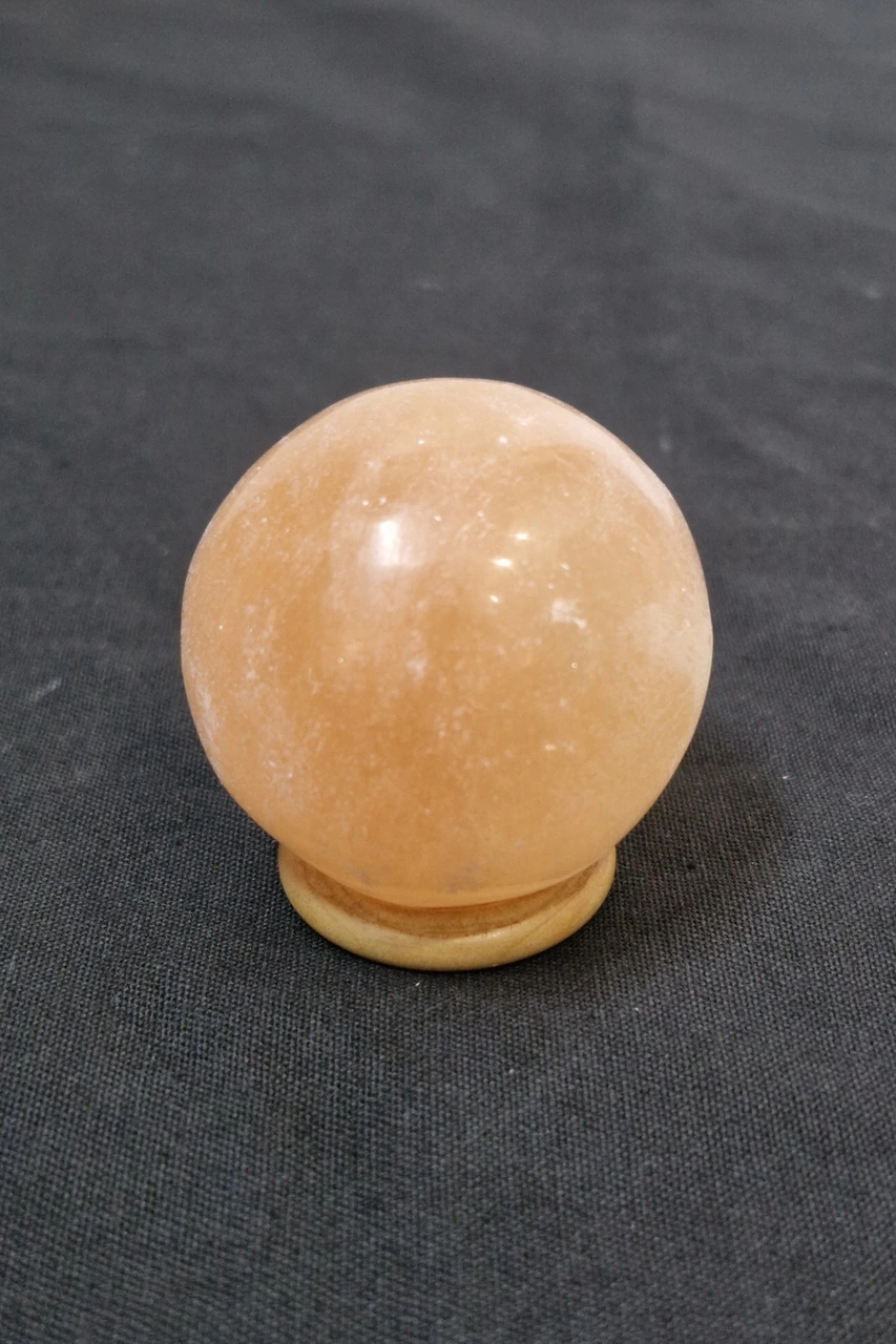 Turuncu Selenit Küre 4 Cm.