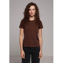 Colins Slim Fit Yuvarlak Yaka Düz Kadın Kahverengi Kısa Kol Tişört Cl1068567 Q1.v2 Brw Kahverengi