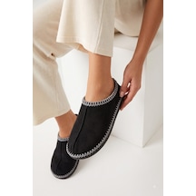Siyah
