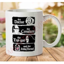 1-2181 The Doctor The Creature Young Frankenstein İki Tarafı Baskılı Kupa Bardak.jpg Çok Renkli