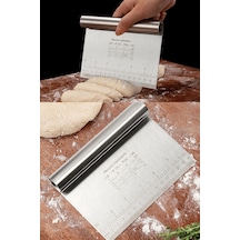 Çelik Hamur Kesici - Kazıyıcı Spatula- Ölçekli Çelik Spatula - 1 Adet Çelik Yeşil Diğer