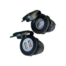 2.1 A Harici 2 Li USB Yuvası ve Çakmak Soketi Girişi 2 Li  12Volt