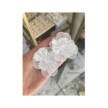Metal Çizgili Çiçek Model Küpe Beyaz