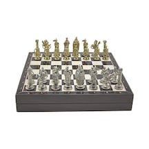 Gifthome Büyük Boy Metal İngiliz Satranç Takımı Parlak Ve Ceviz Desenli Sandıklı Mdf Tahtası 36x36x6 Cm.