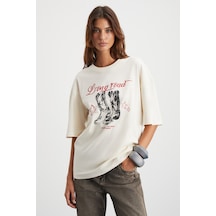 Grımelange Majer Kadın %100 Organik Pamuklu Western Tema Baskılı Regular Fit Krem T-shirt