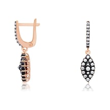 Diamond Line - Gülaylar - Pembe Altın 14 Ayar Elmas Görünümlü Küp N11.9222