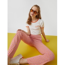 Koton Crop Tişört Biyeli Kısa Kollu Minimal Baskılı Kırık Beyaz 2yal18002ok Ekru