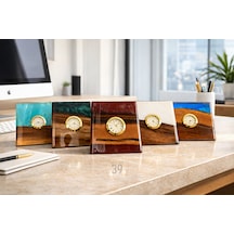 Classic Ceviz & Epoksi Masa Saati 3,5 Cm Altın Kaplama Quartz Mekanizma Tasarım Masaüstü Saat 15x15 Cm Çok Renkli