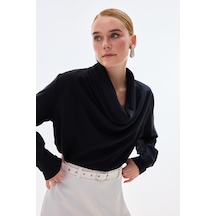 Sateen Degaje Yaka Bluz - Siyah-136731 Siyah