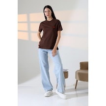 Kadın Kalp Nakışlı Bisiklet Yaka T-shirt Kahverengi