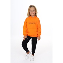 Toontoy Kız Çocuk Kapüşonlu Kanguru Cepli Baskılı Eşofman Takım Turuncu Toontoy Kız Çocuk Kapüşonlu Kanguru Cepli Baskılı Eşofman Takım Turuncu