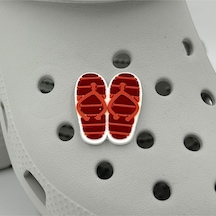 Crocs Terlik Süsü Ve Aksesuarı , Çanta Süsü Jibbitz Parmak Arası Terlik 04 Görsel Logo Aksesuar Kırmızı-bordo-siyah