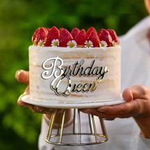 Pasta Önü Pleksi Birthday Queen Yazı Gold 10x6 Cm