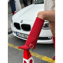 Kırmızı