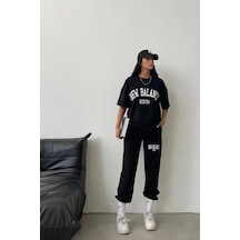 Balance Boston T-shirt Eşofman Altı Jogger -siyah Baskı Alt Üst Eşofman Takım Oversize Bisiklet Yak Siyah Balance Boston T-shirt Eşofman Altı Jogger -siyah Baskı Alt Üst Eşofman Takım Oversize Bisiklet Yak Siyah